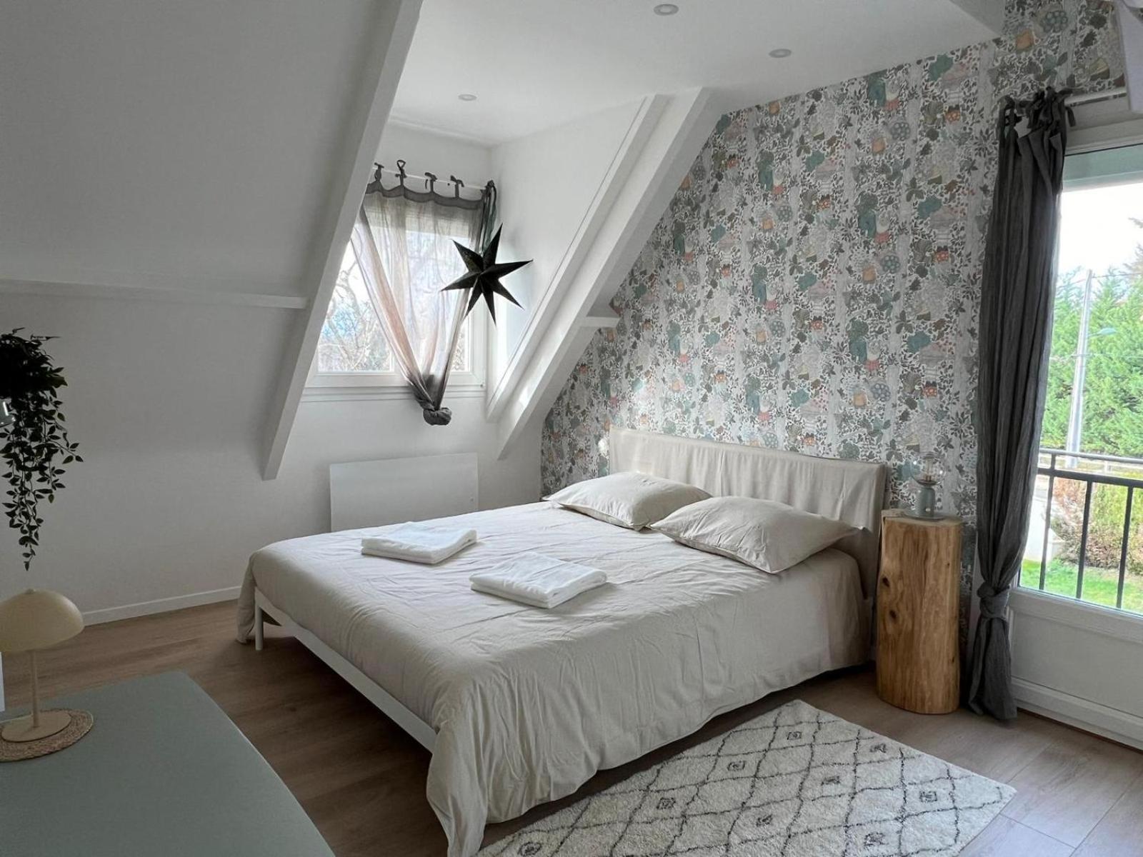 Maison Familiale, Belle Et Moderne Proche De Versailles Et Thoiry Maule ภายนอก รูปภาพ