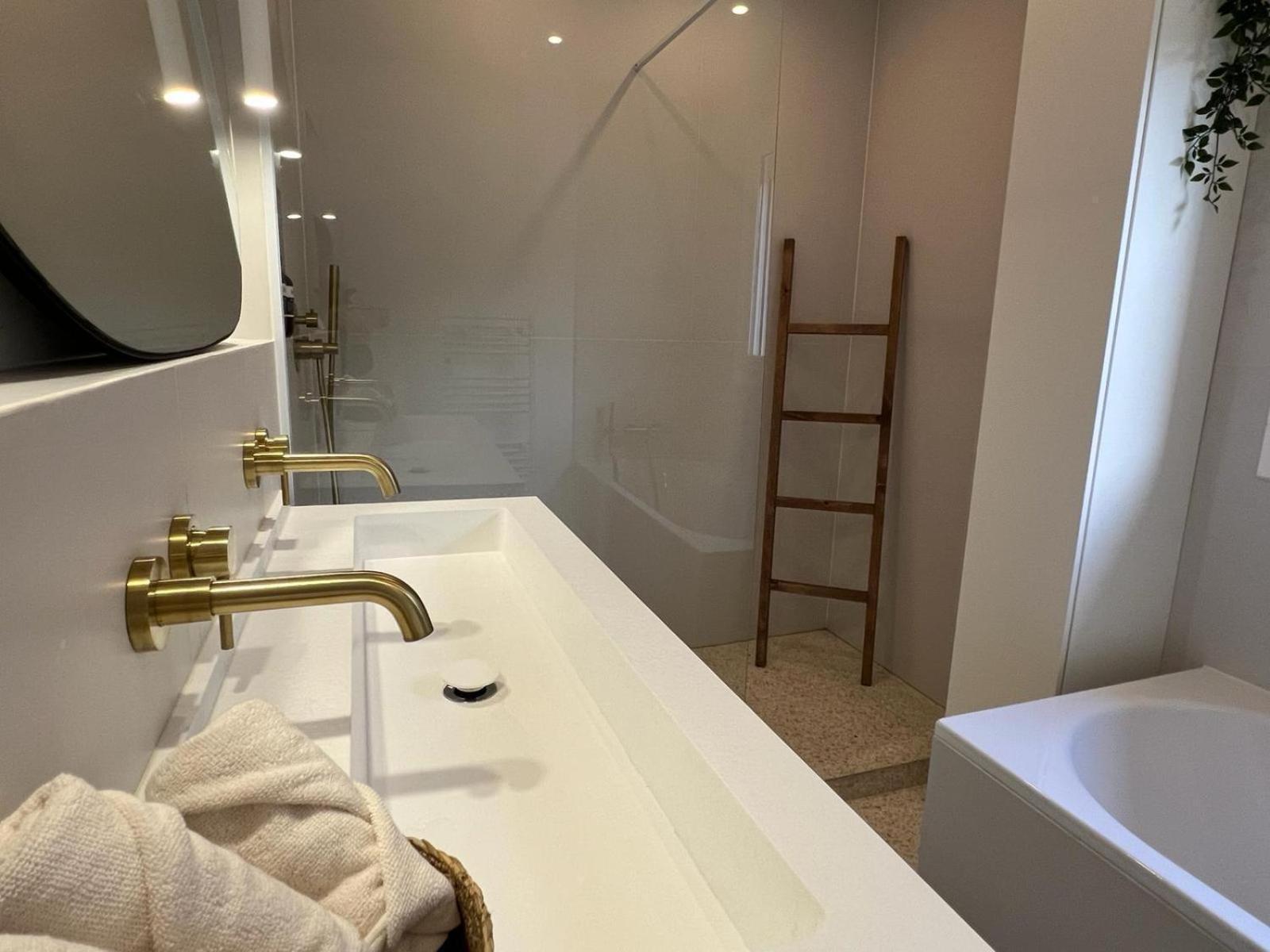 Maison Familiale, Belle Et Moderne Proche De Versailles Et Thoiry Maule ภายนอก รูปภาพ
